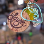 gd mizar's wine glass charms from corks