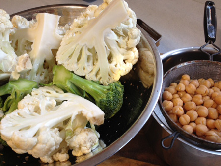 cauliflower, broccoli and chickpeas