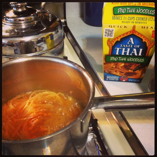 GD Meg's pad thai noodle preparation
