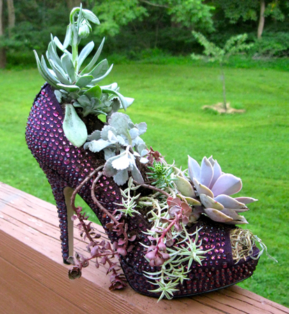 GD Mizar's high heel shoe planter