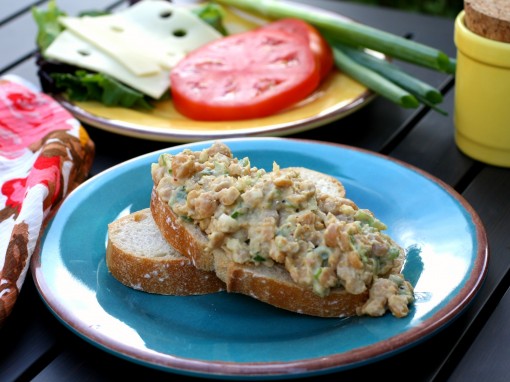 Meatless Monday Chickpea Salad Sandwiches