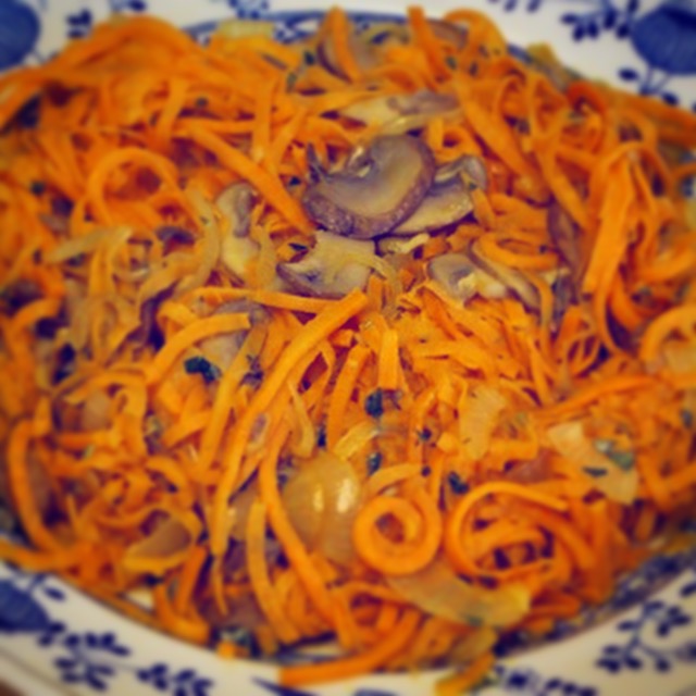 plated spiralized sweet potato noodles